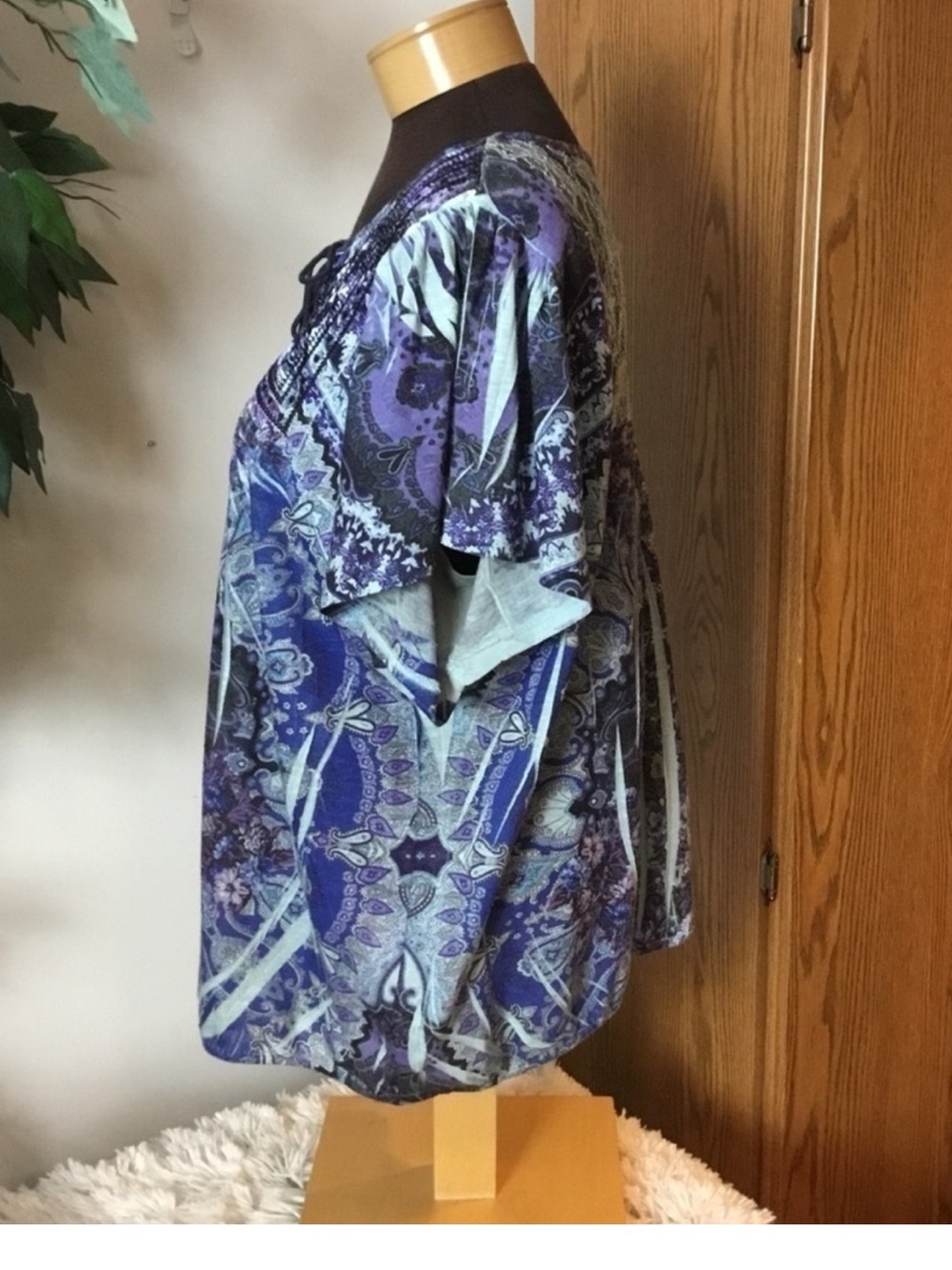 Roz & Ali Women’s 1X Paisley Lace Back Peasant Blouse - Picture 4 of 16